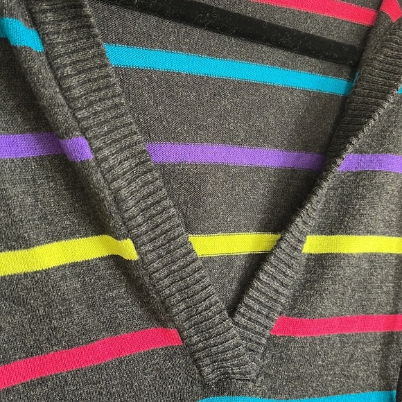 🦋3/40 RUE21 Sweater Hoodie (S) - Picture 3 of 10